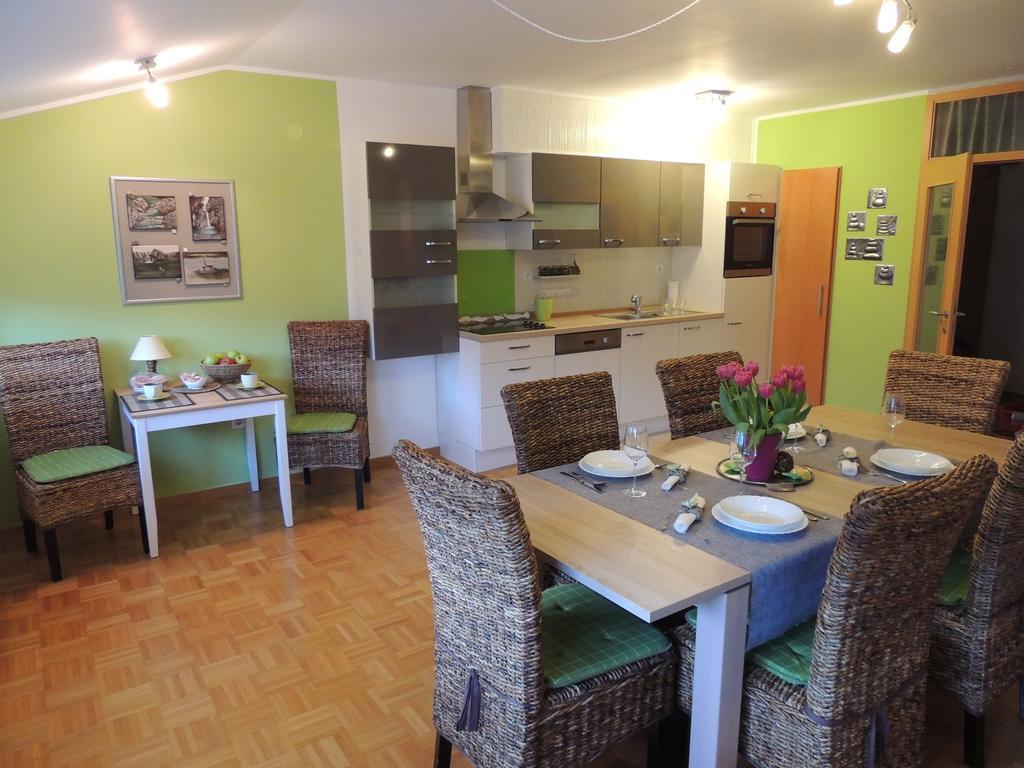 Apartment Alvarium Kobarid Quarto foto